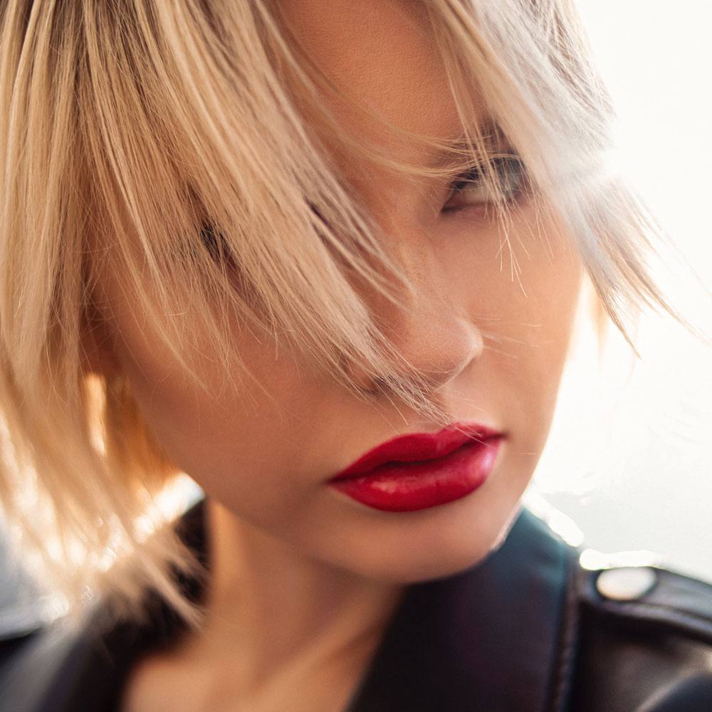 Cutting & Finishing, Blonde Hair With Red Lipstick